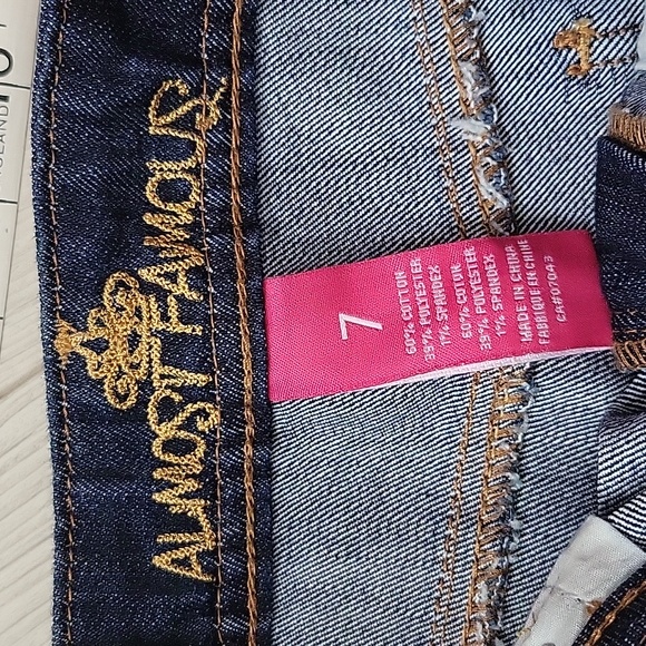 NWT Almost Famous Distressed Denim Shorts - Picture 7 of 10